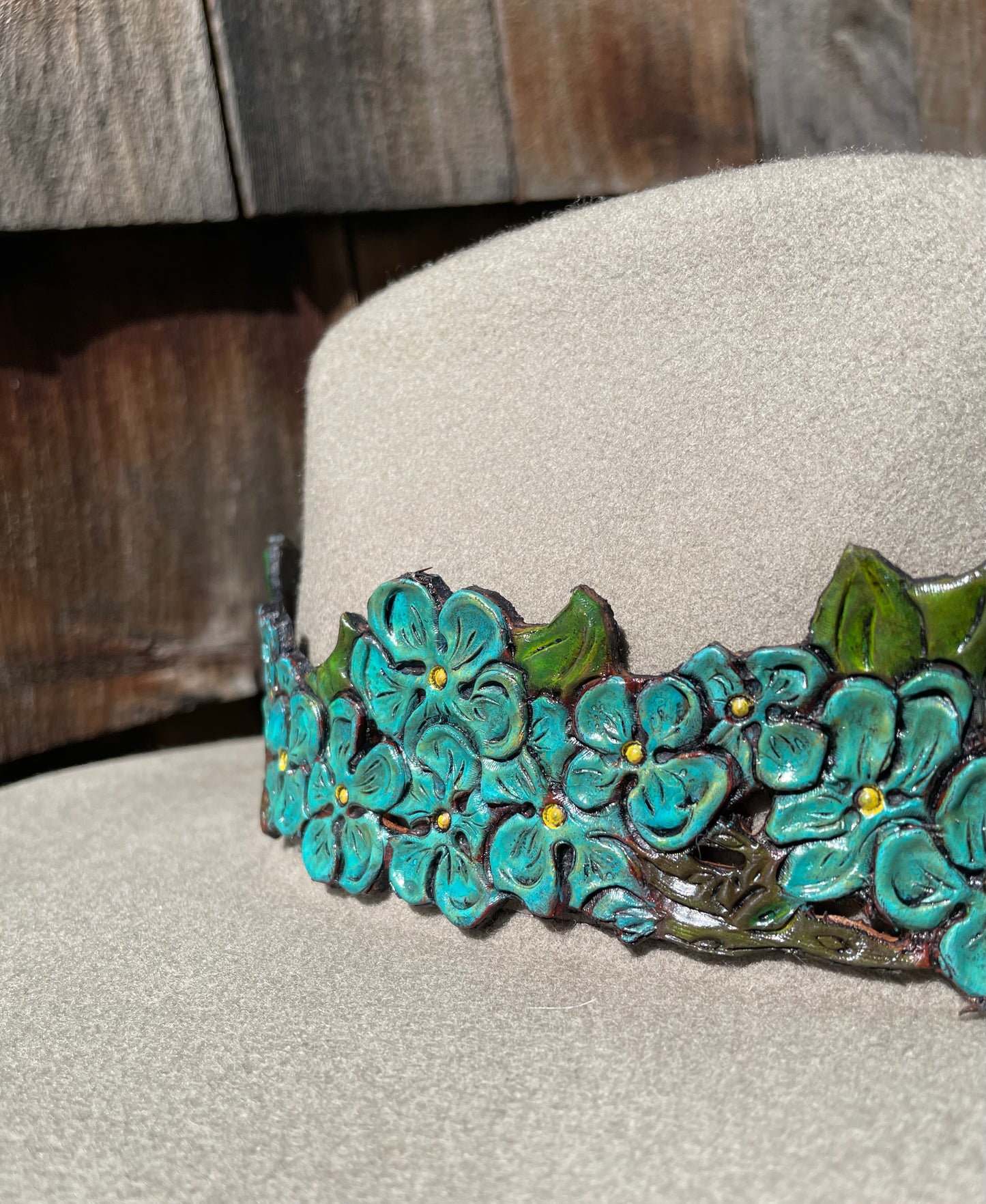 Turquoise Flower Gem