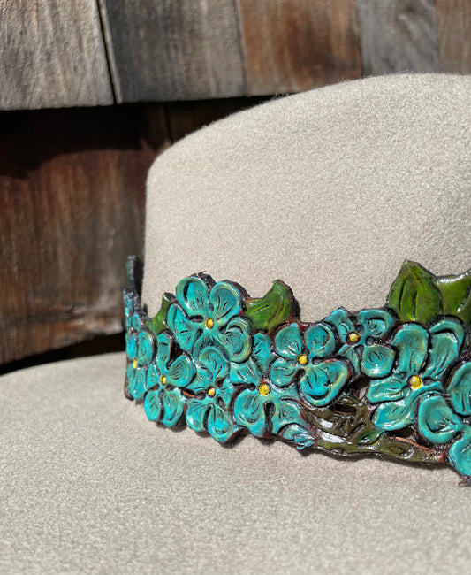 Turquoise Flower Gem