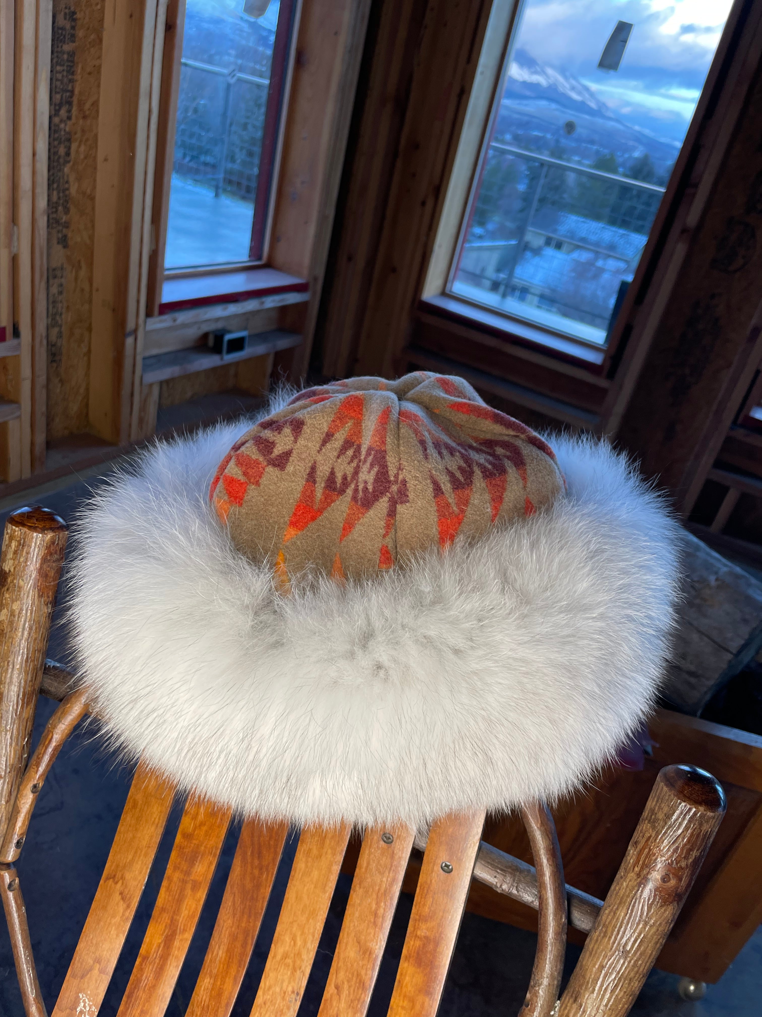 Nordic Hat. Blue Fox- Sand