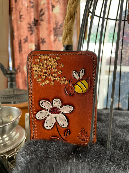 Daisy and Happy Bee